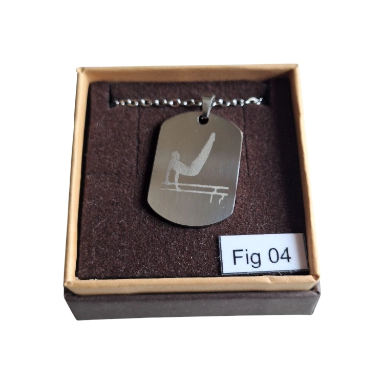 MASCHILE FIG 04 ATTREZZI collana