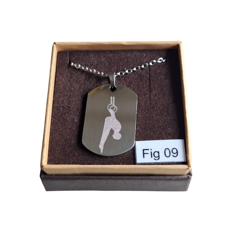 MASCHILE FIG 09 ATTREZZI collana
