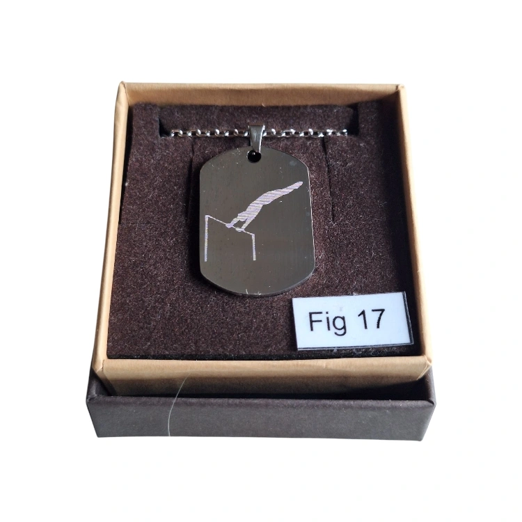MASCHILE FIG 17 ATTREZZI collana