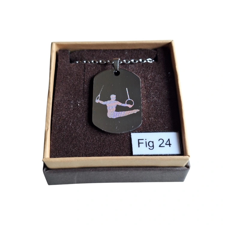 MASCHILE FIG 24 ATTREZZI collana